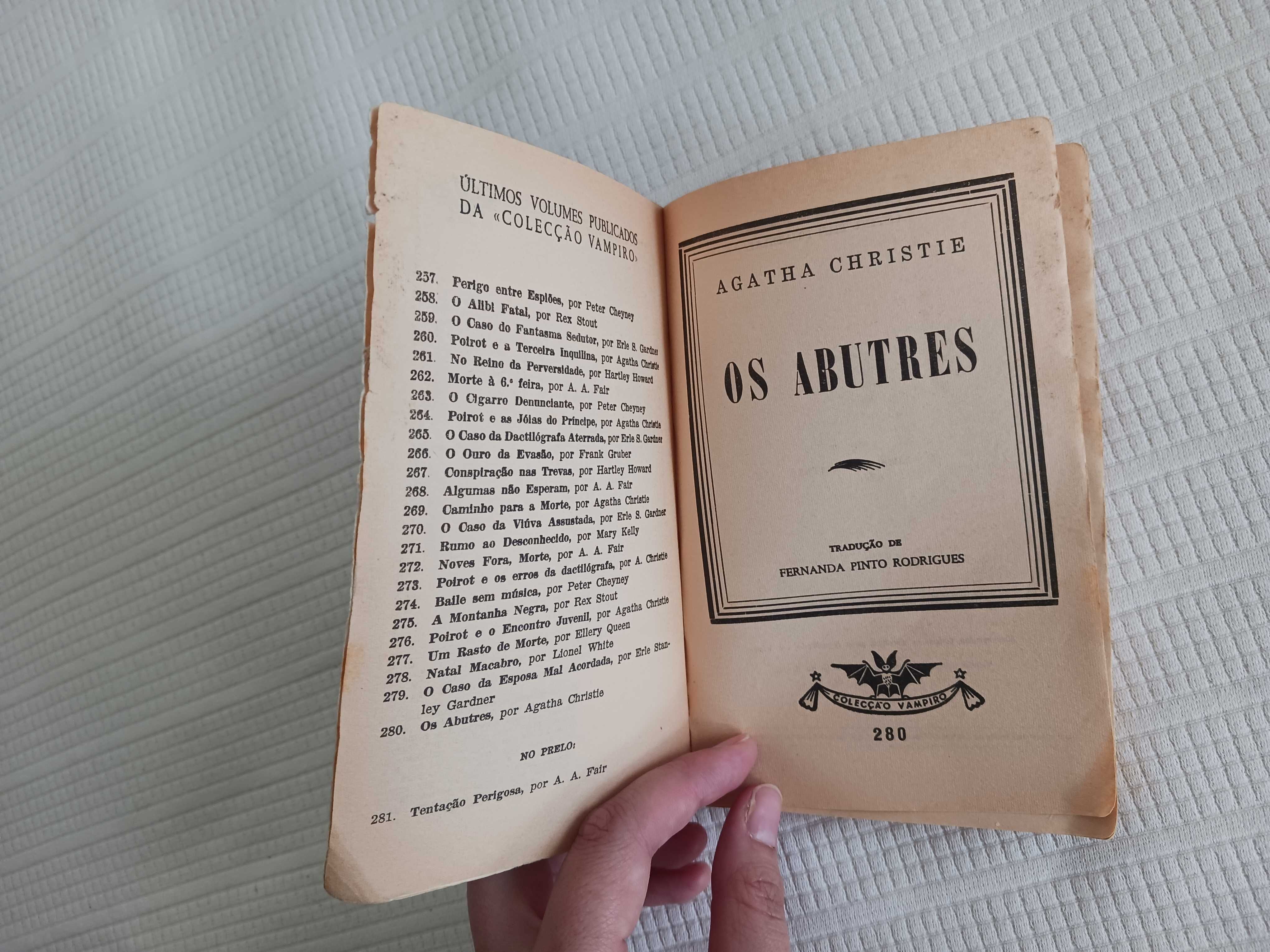 Livro Os Abutres/ O Caso do Funeral Fatal , de Agatha Christie