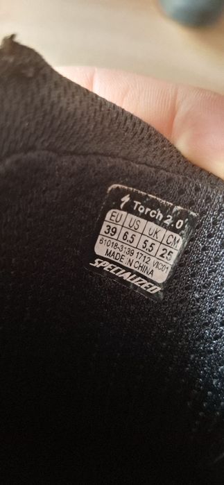 Buty kolarskie szosowe SPECIALIZED TORCH 2.0 czarne 39 boa