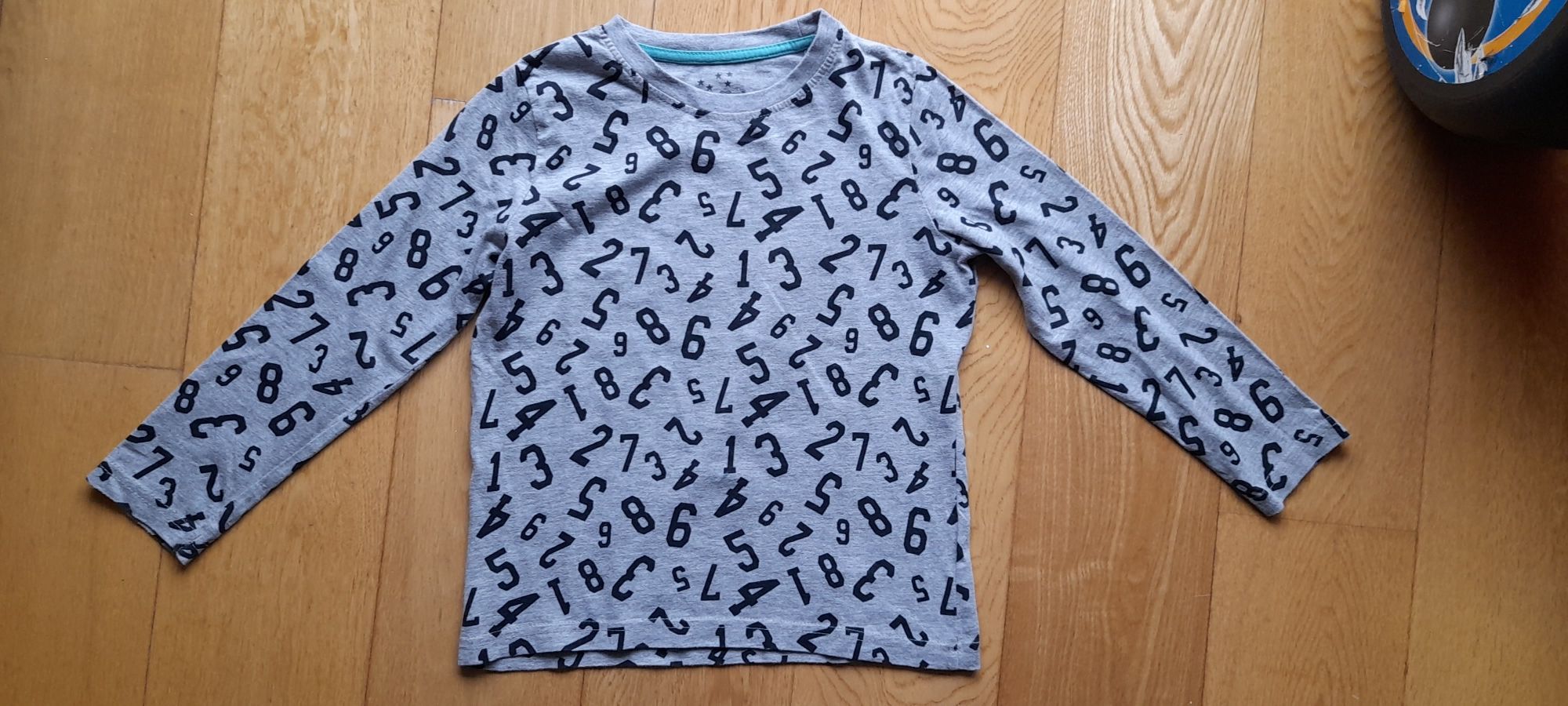 Vária roupa criança 4-5 anos - vendido individualmente - vários preços