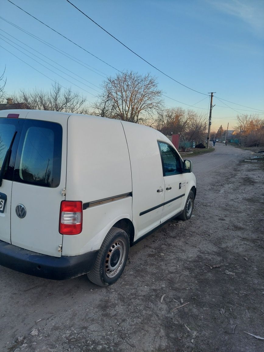 Продам Volkswagen Caddy