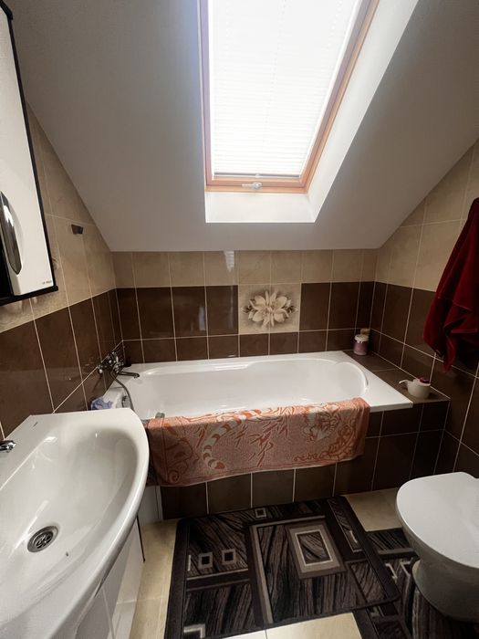 За 200 000$ продається будинок 185 м2 та 5 сотих в Микуличині !