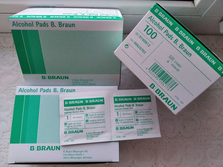 карандаши,фломастеры