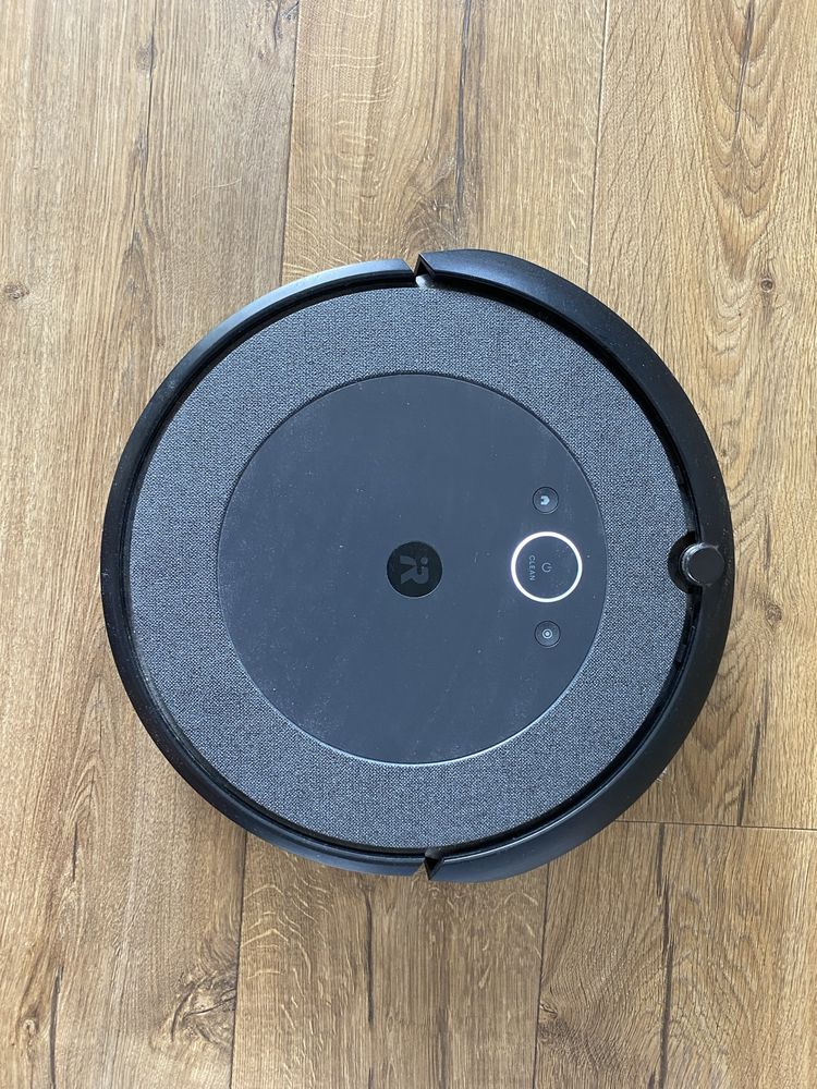 iRobot Roomba i3