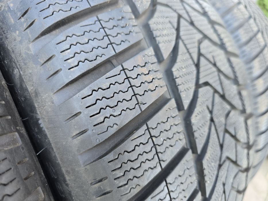 Шини 285.40.20 Dunlop 2024р.в. Germany