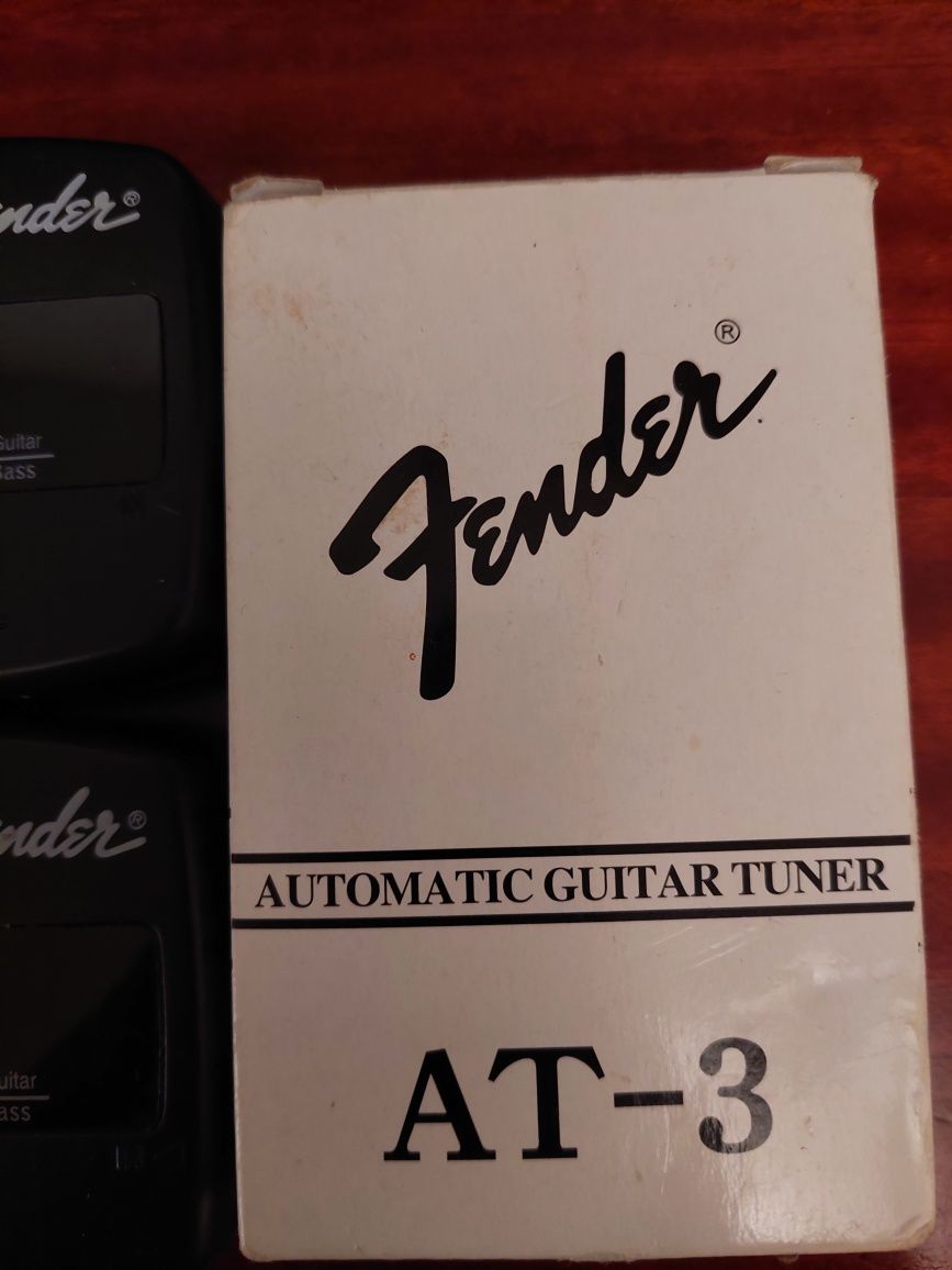 Afinadores Fender AT - 3 Tuner