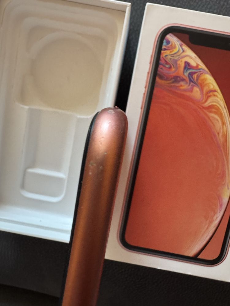 IPhone Xr 64GB z uszkodzeniami