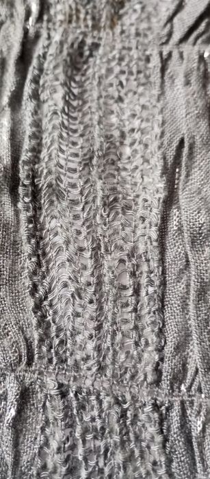 Damski ażurowy szalik srebrna nitka