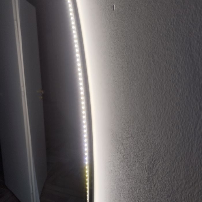 Lustro z LED średnica 130cm