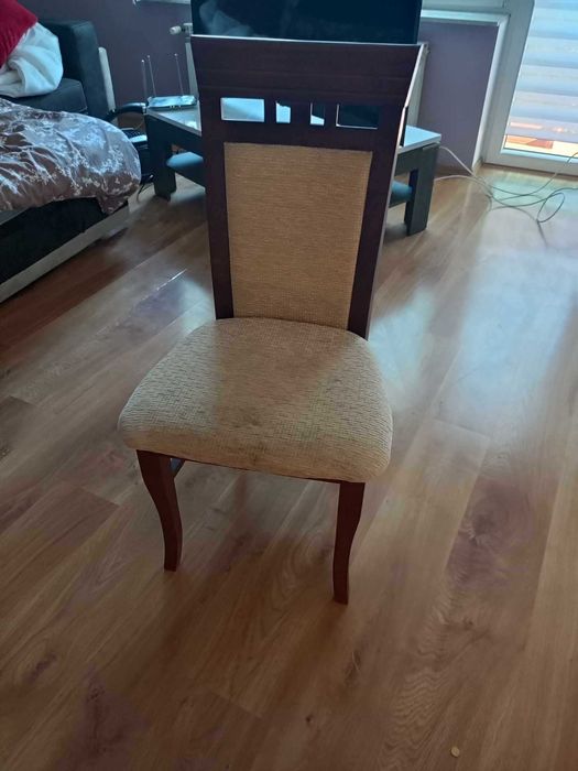 Krzesła 8 sztuk uzywane