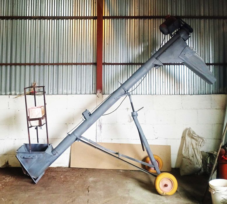 Шнековий погрузчик