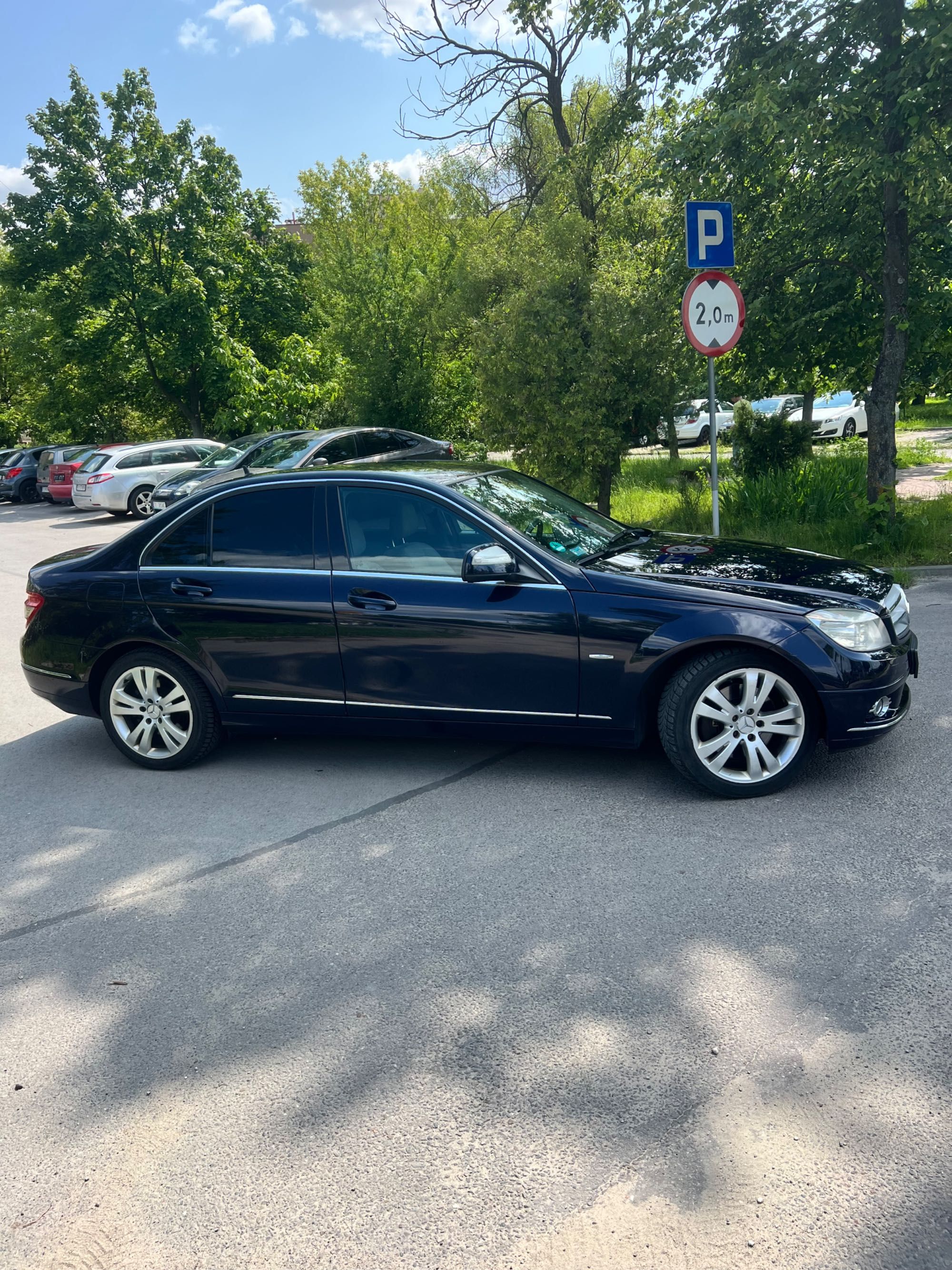 Mercedes C_Klasa_Avangarde_Automat_Bezwypadek_NiskiPrzebieg2Wlasciciel