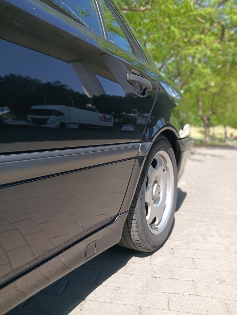 Mercedes 220 CDi