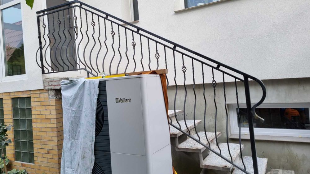 Balustrada, poręcz stalowa zewnętrzna na schody