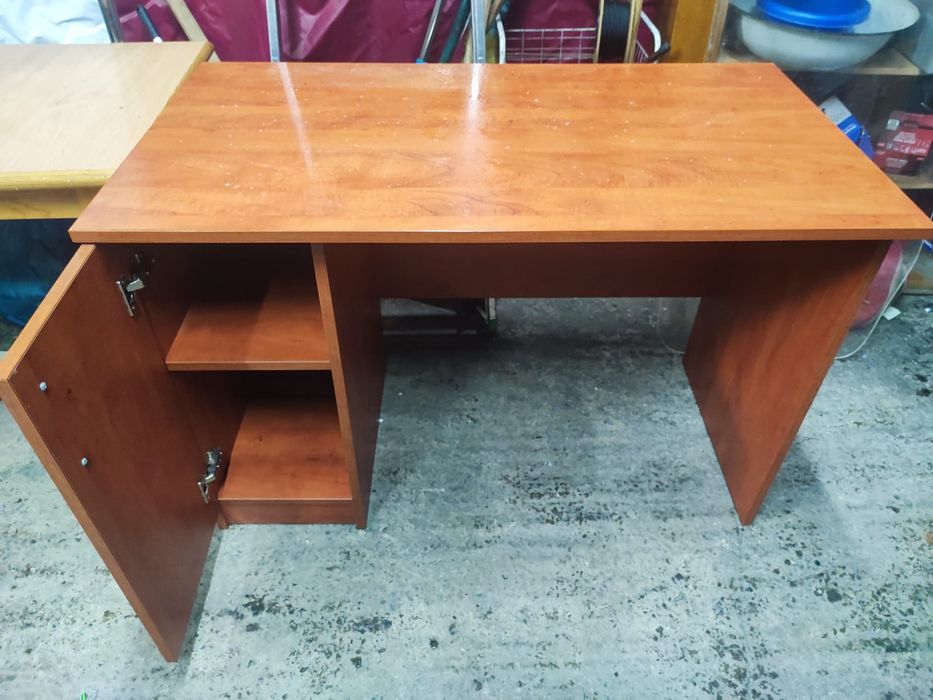 Biurko stan bdb ładne konkretne polecam