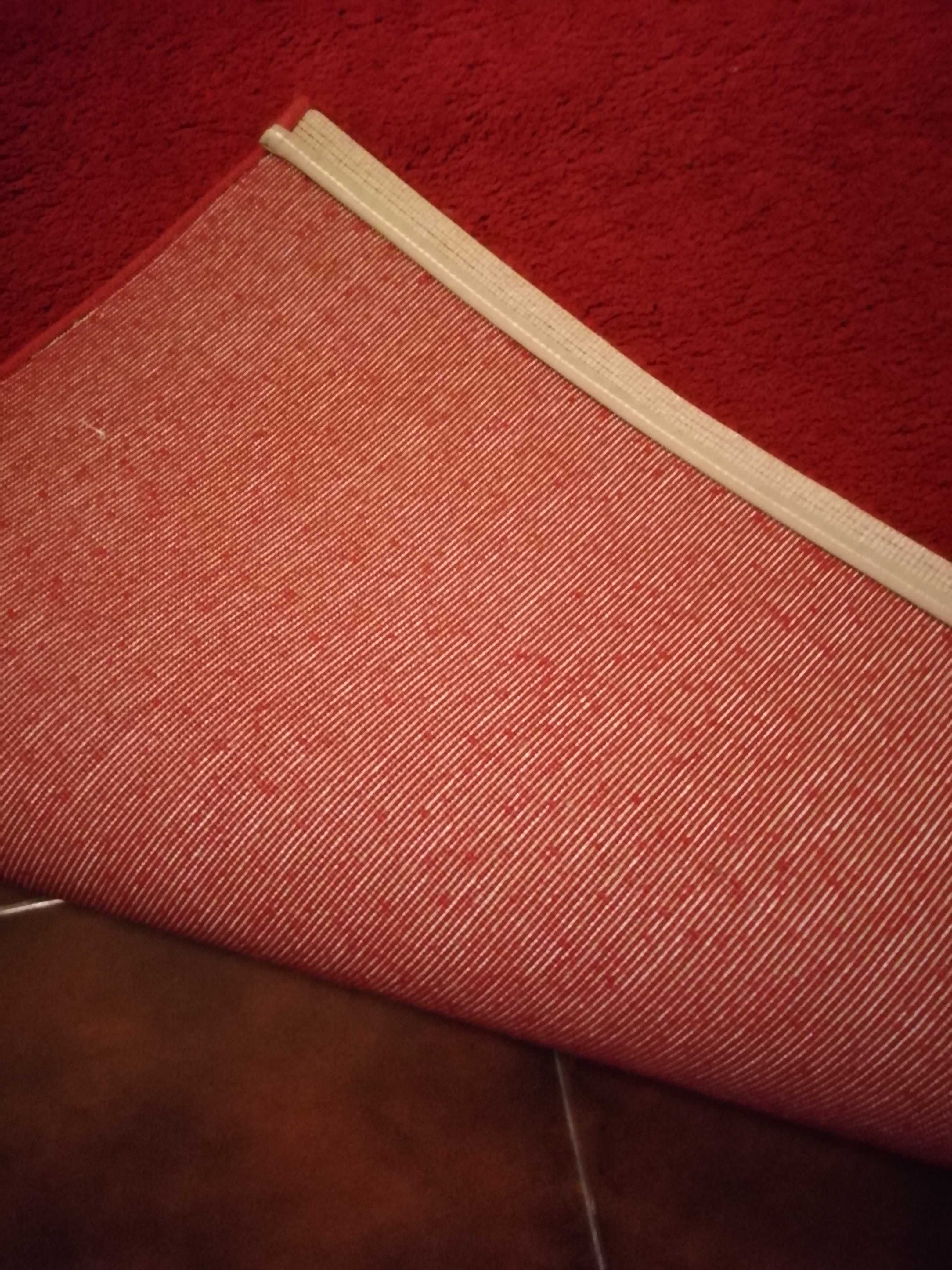 Carpete cor vermelho /encarnado