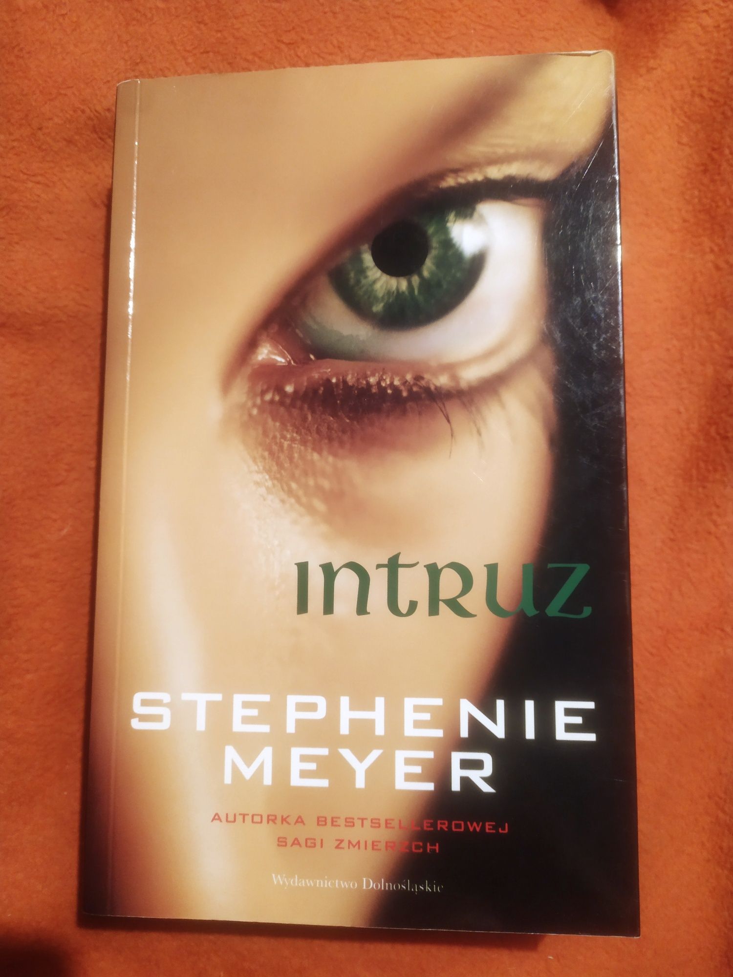 Intruz Stephenie Meyer bestseller