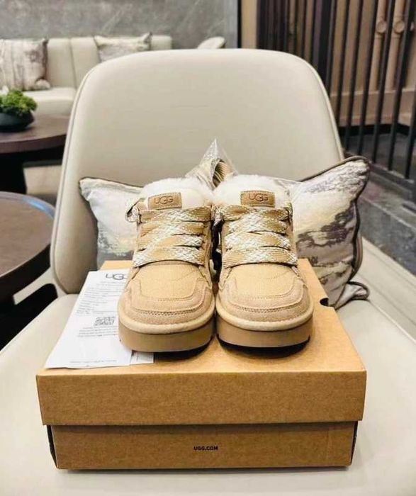 UGG Classic Ultra Boot.38