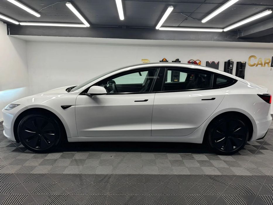 Tesla Model 3 Tração Traseira Premium