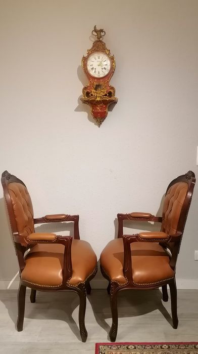 Par Cadeirões (Bergeres Poltronas Cadeiras) Luís XV. Pele capitoné