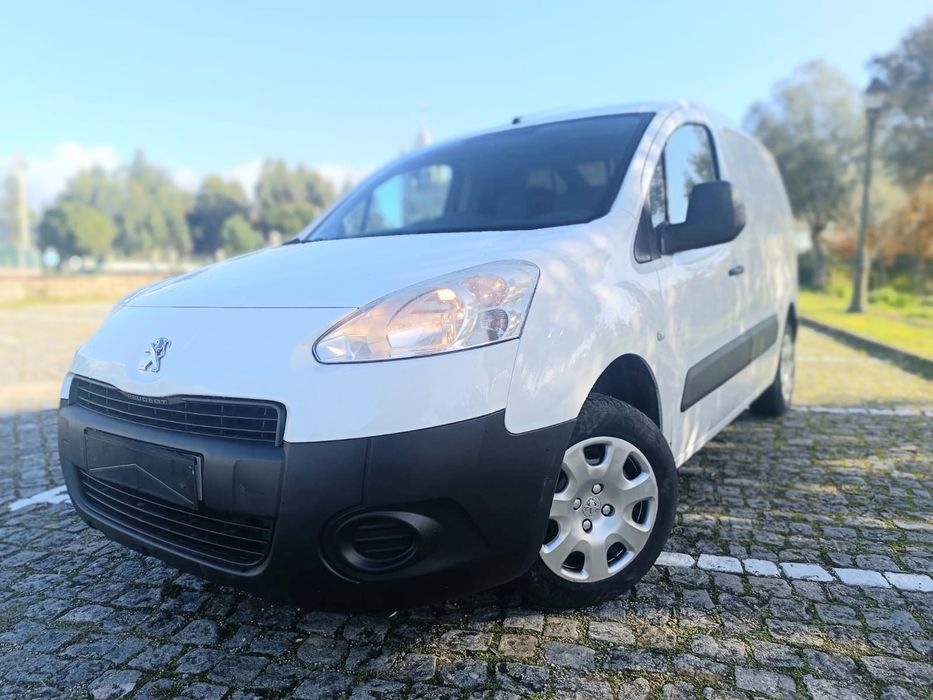 PEUGEOT PARTNER 1.6 HDI 3 LUG 2013 poucos km