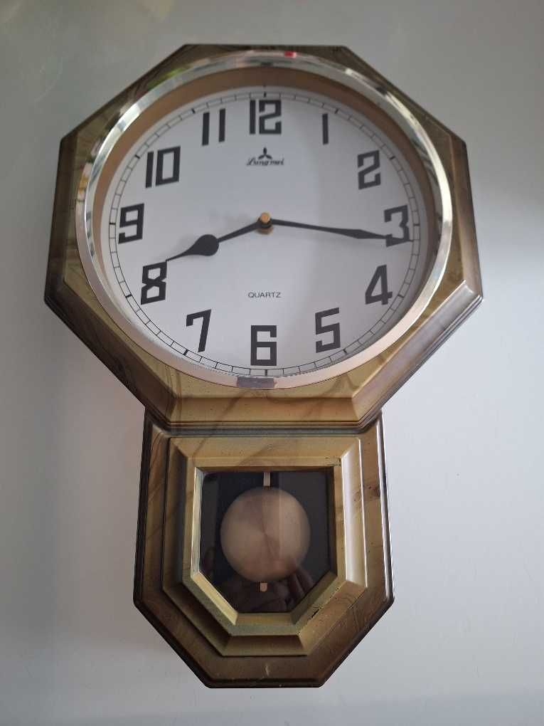Zegar ścienny z wahadłem Quartz vintage