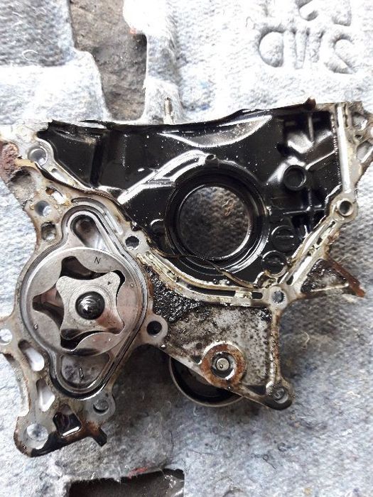 Pompa olejowa Toyota avensis,rav4,corolla, 2,0d4d, 116km, 2002-2005r