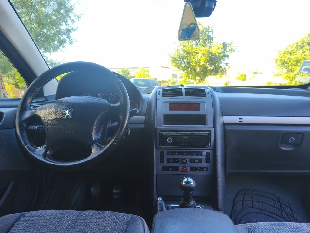 Peugeot 407 2.0 gasolina