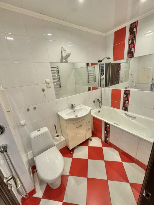 2 кімнатна квартира 7й Зарічний з автономним опаленням