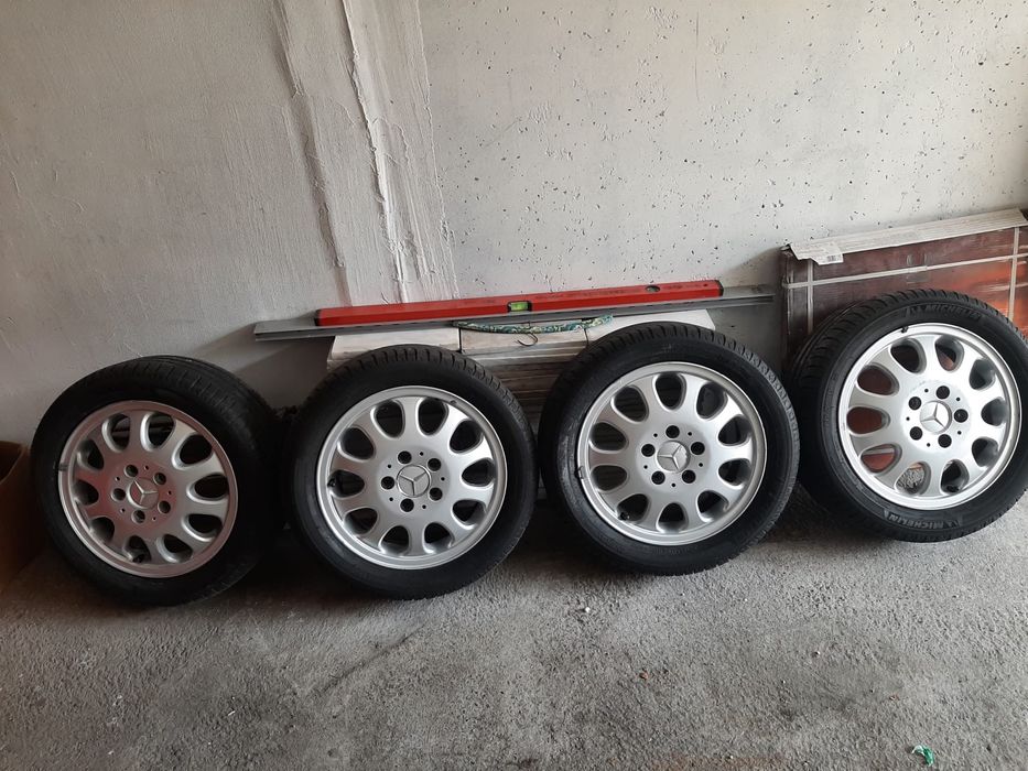 Felgi  aluminiowe z oponami Michelin 4 szt.