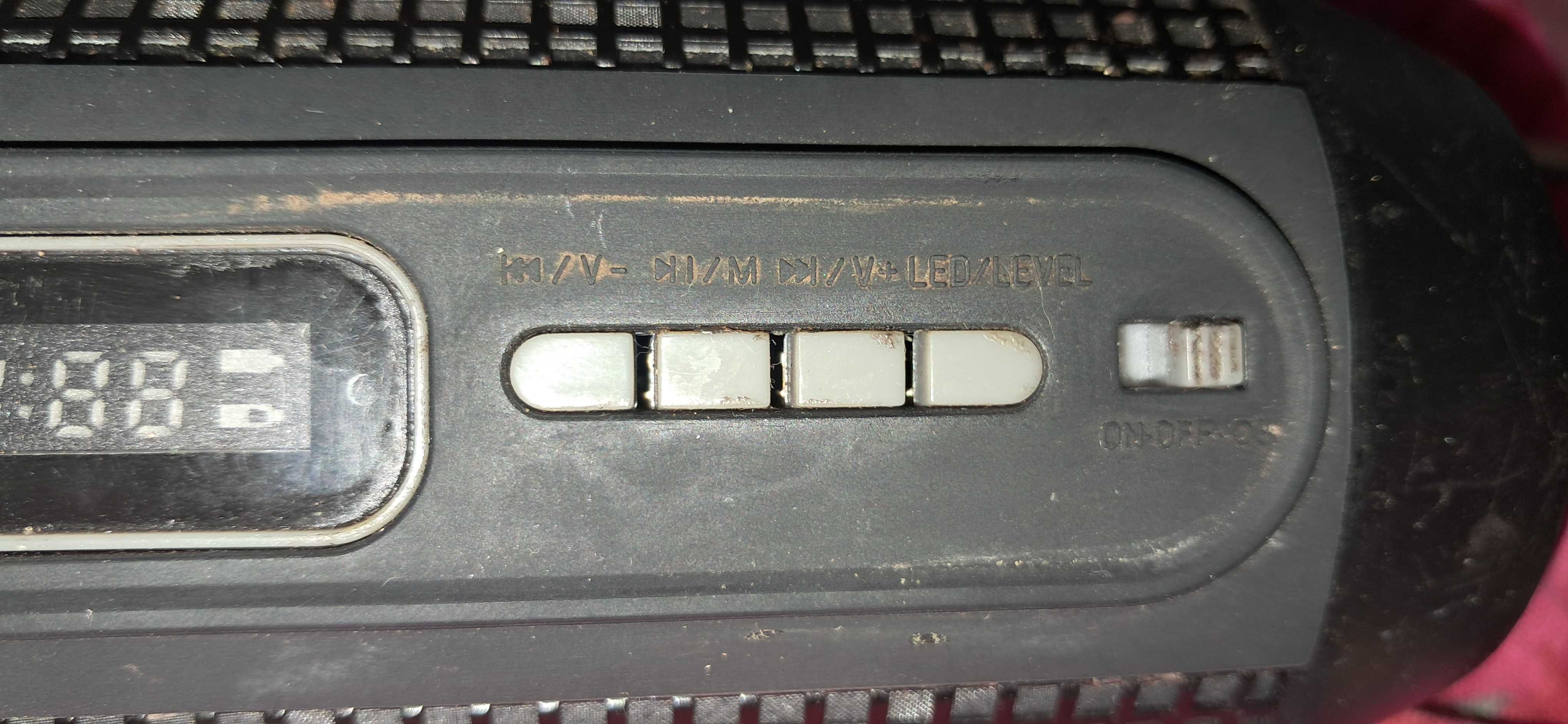 Głośnik bluetooth A.I..&E. uszkodzone gniazdo ładowania