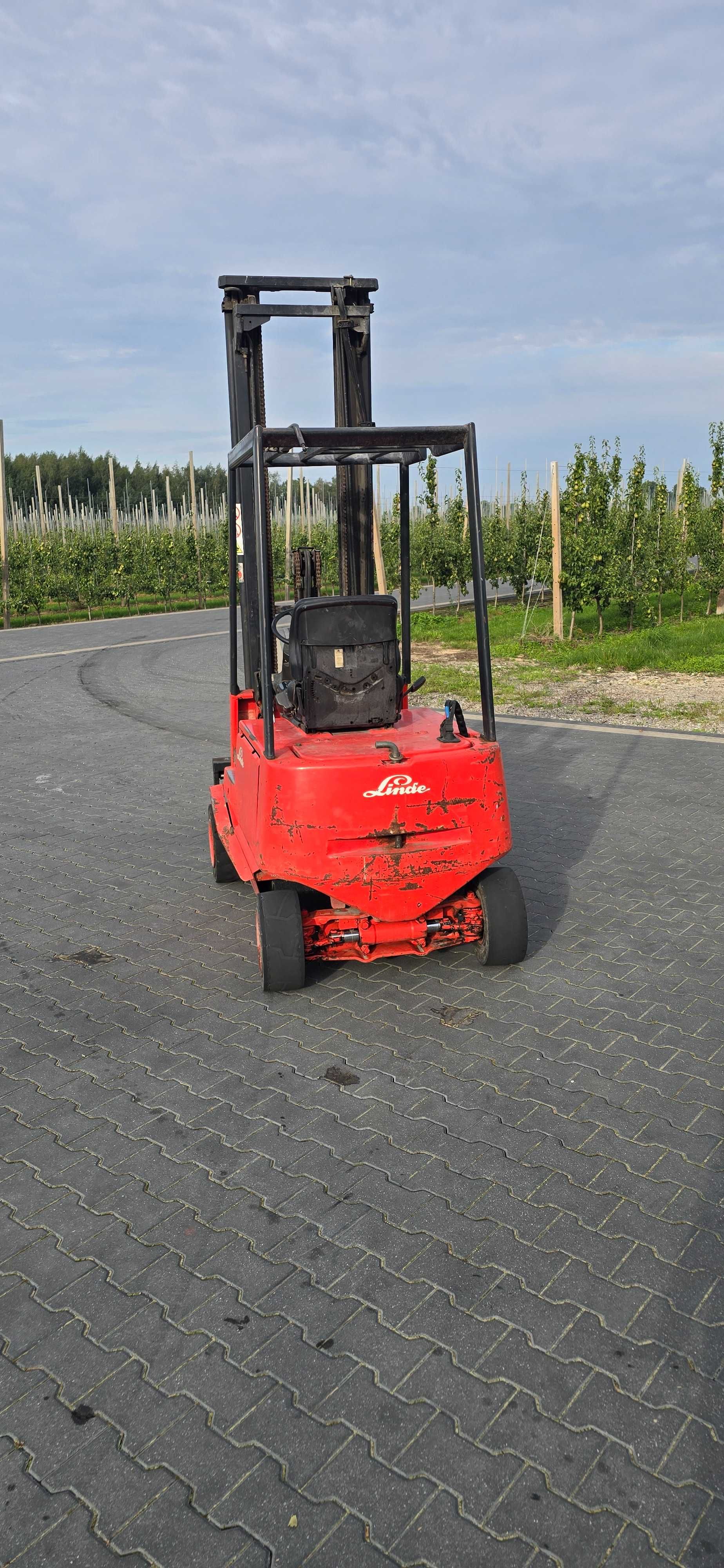 Sprzedam wozek widlowy e18