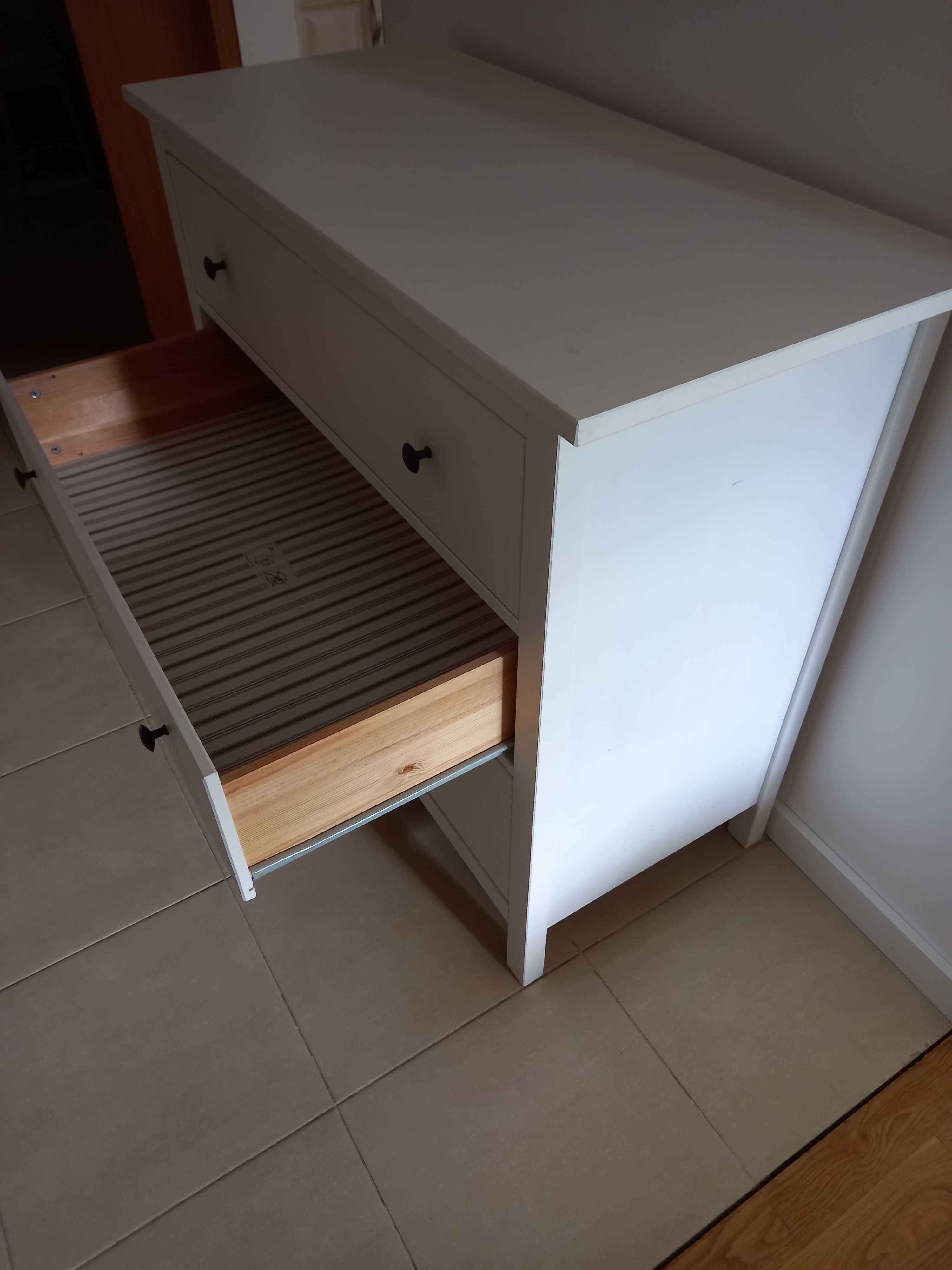 Szafka komoda biała Ikea Hemnes