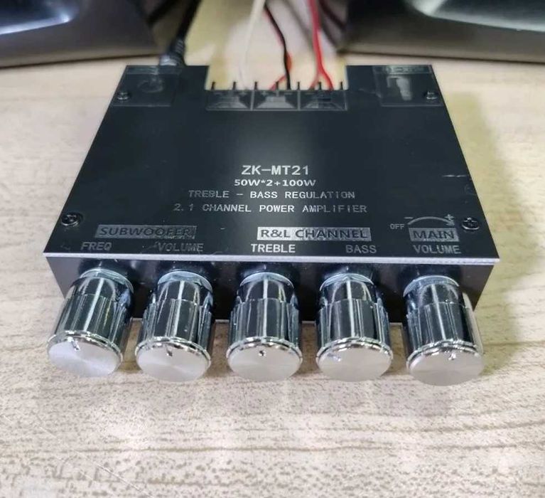 Крутий Підсилювач звуку 2.1 усилитель мощности звука на 200W (ORIG)