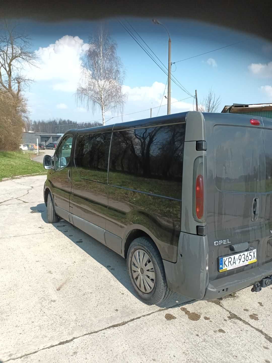 Sprzedam Opla Vivaro 1.9 CDTI 2006 r. 6 osób
