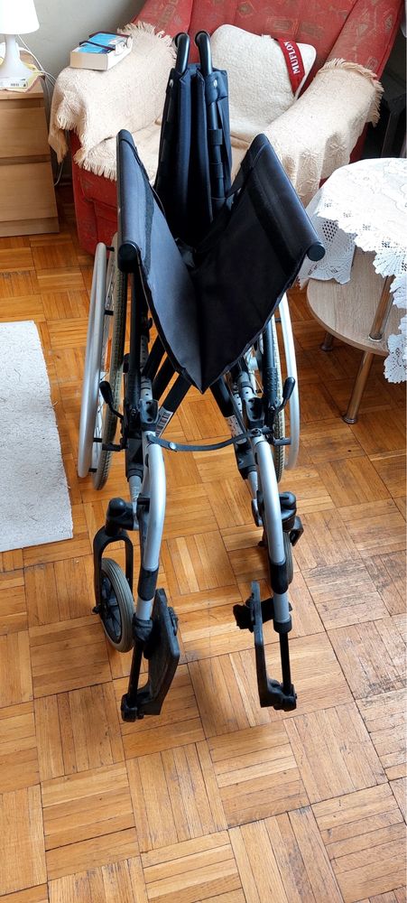 Wózek inwalidzki Rubix 2 Breezy (do 180 kg)