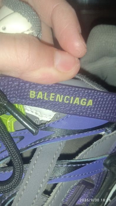Красотки balenciaga