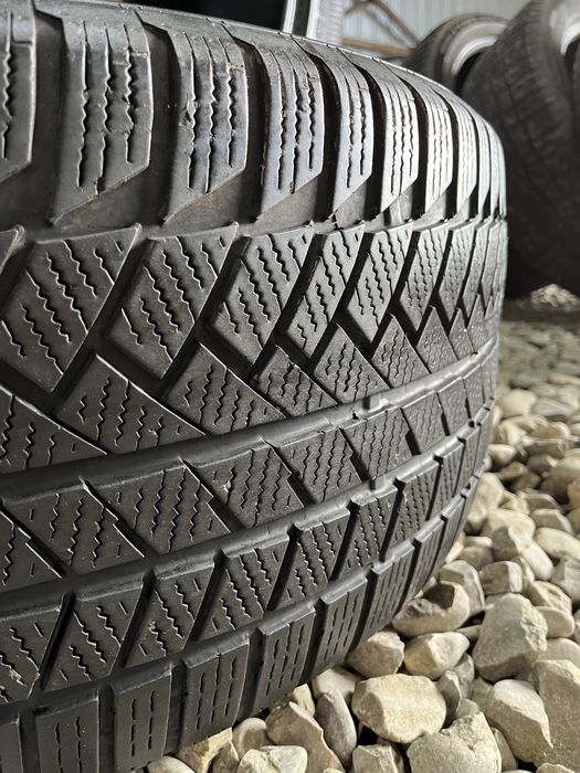 285/45 R22 Continental WinterContact