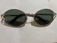 Oculos de sol lente verde miu miu