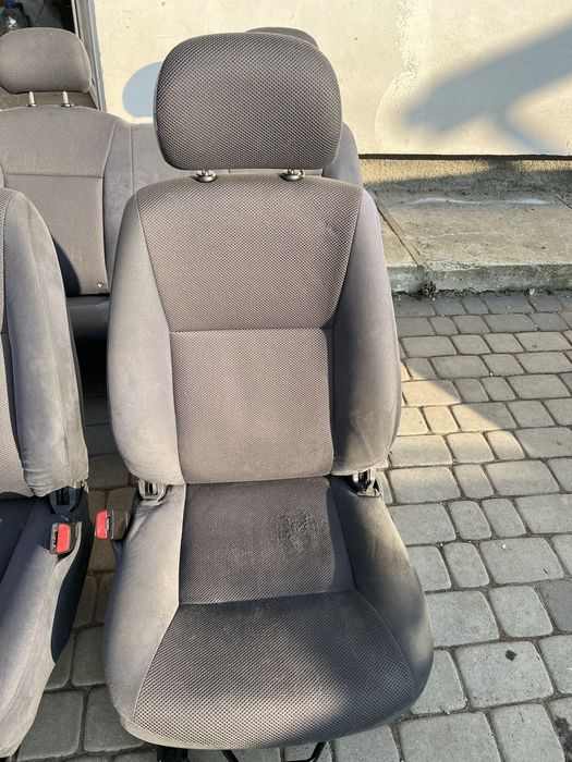 Сидіння isuzu dimax