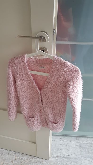 Na jesień pudrowy sweterek sweter kardigan smyk roz 134
