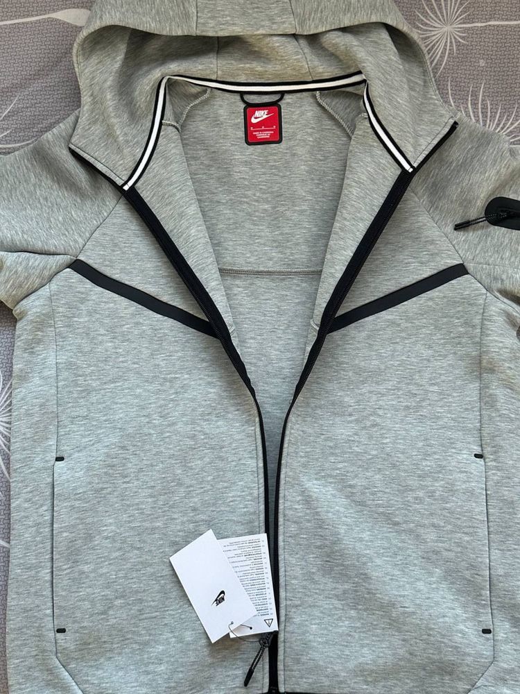 Nike tech fleece