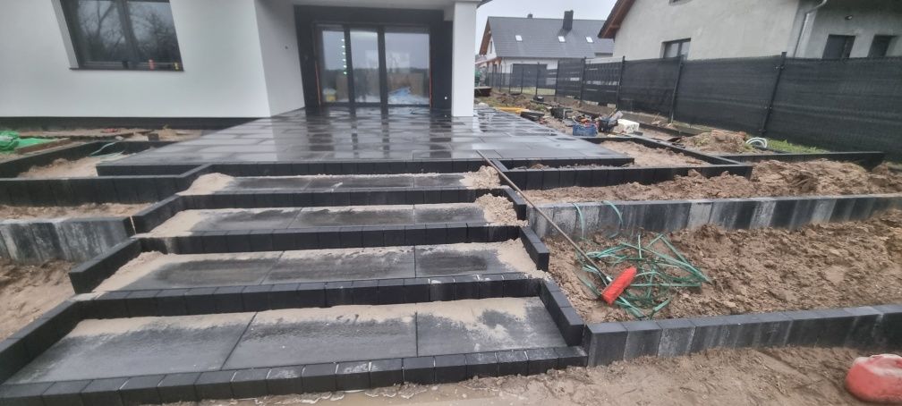Ukladanie kostki brukowej