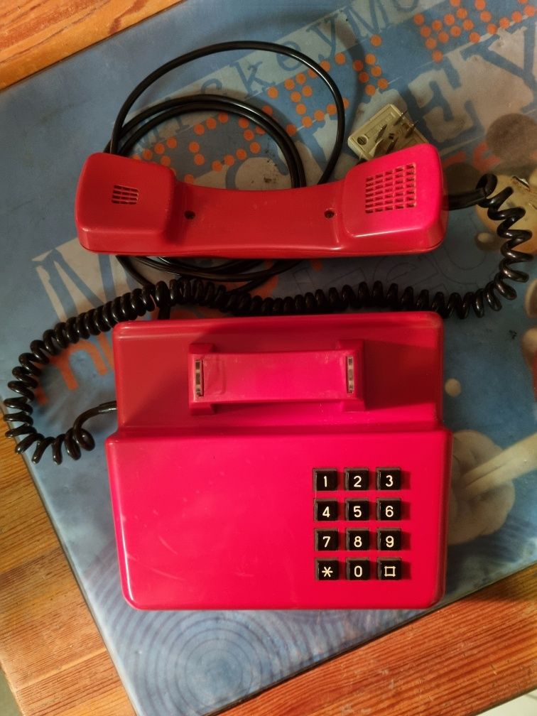 Telefon stacjonarny, domowy - stan idealny