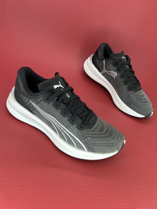 Кросівки  37р. 24,5см. Puma Electrify Nitro Turn