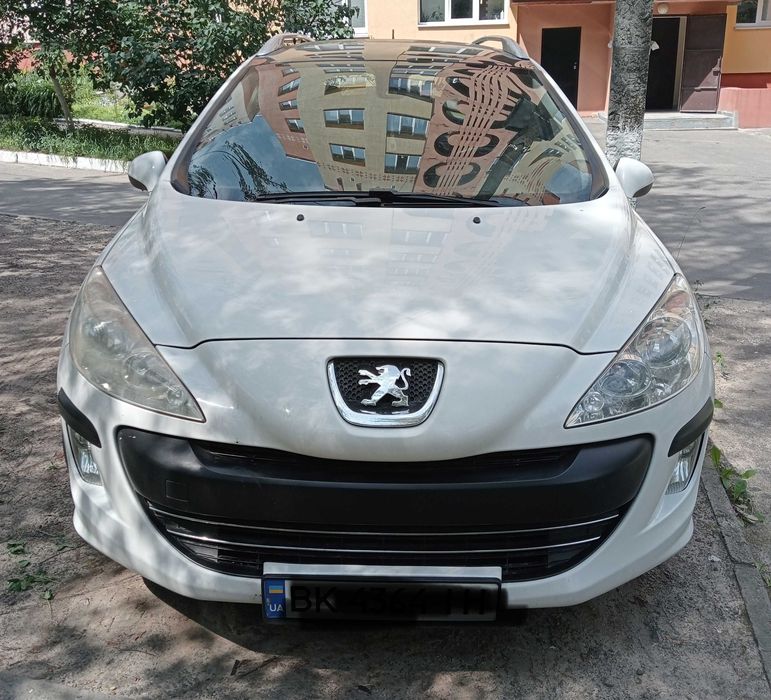Автомобіль Peugeot 308sw