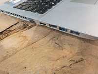 Lenovo V330-15IKB z procesorem Intel Core i5-7200U 2.5GHz