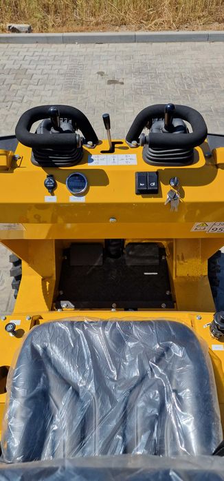 Miniładowarka ładowarka kołowa STARKWOL VTH-360Z Briggs&Stratton