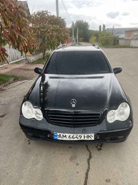 Mersedes Benz W203