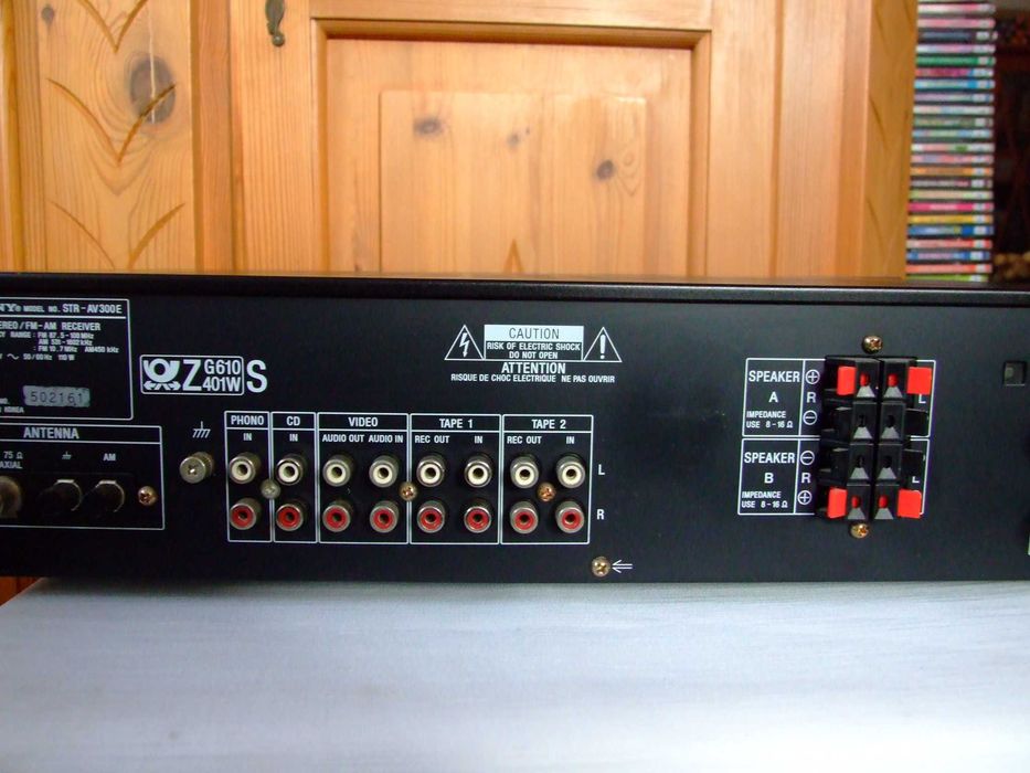 Sony STR-AV300E .