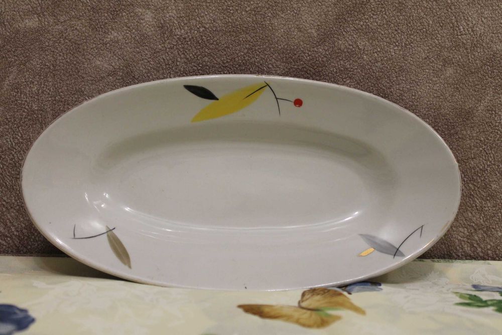 Селедочница овальное блюдо старая Барановка 60-70 гг